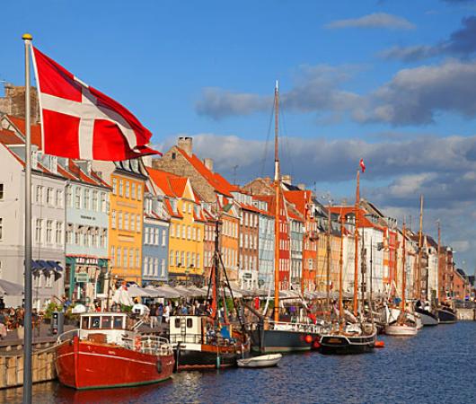 denmark-copenhagen-docks_0